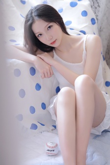云鬟酥腰浴池里